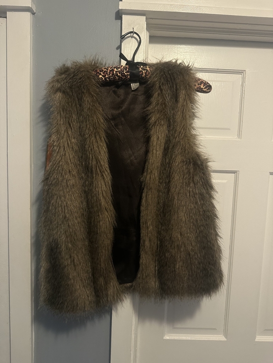 H&M Jackets & Blazers - H&M Faux Fur Vest in Brown